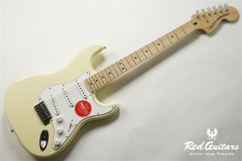 AFFINITY SERIES STRATOCASTER - Olympic White